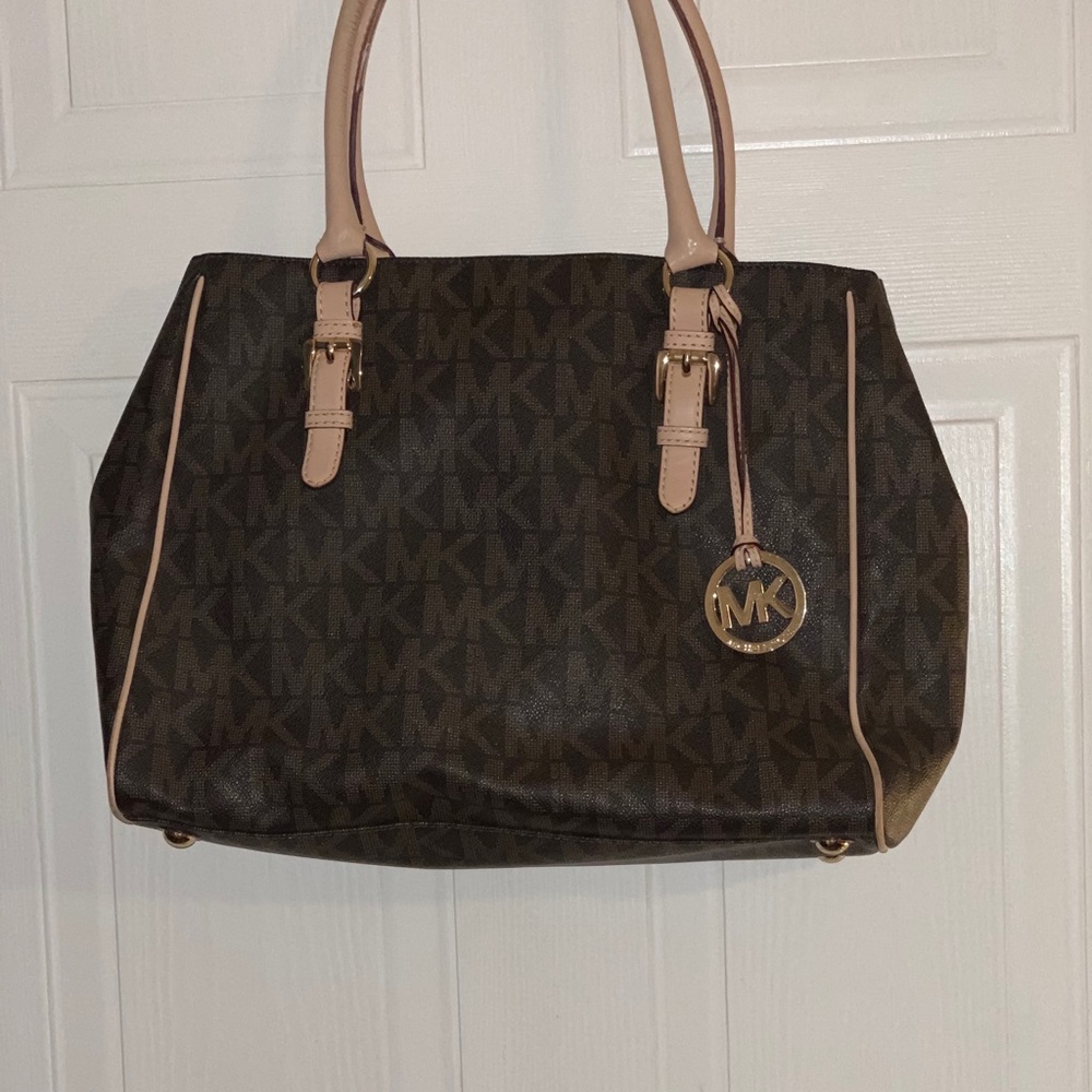 Michael Kors Leather Monogram Purse